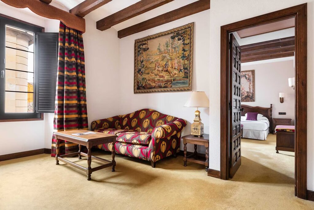 Hotel966