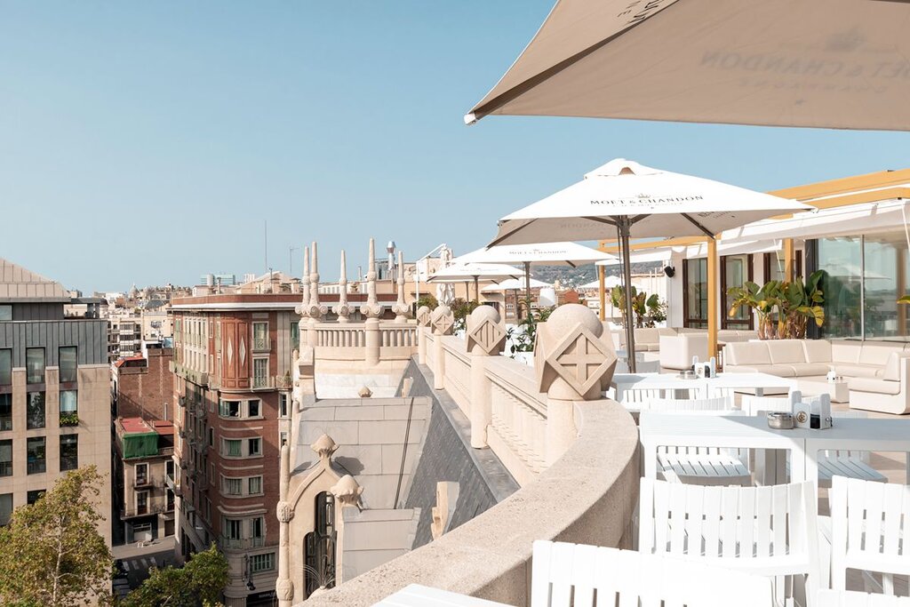 Hotel975