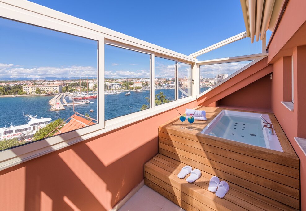 Hotel1328