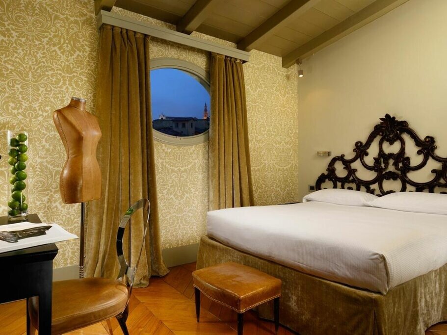 Hotel12