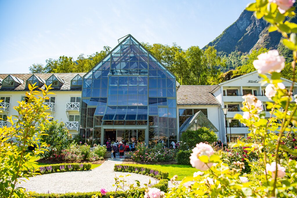 Hotel365
