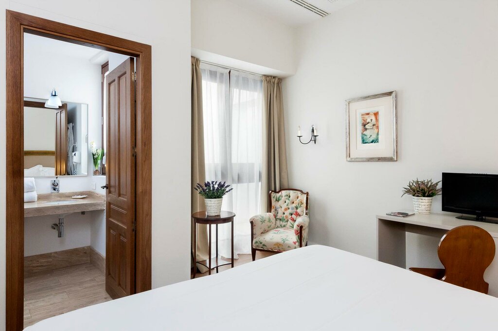 Hotel798