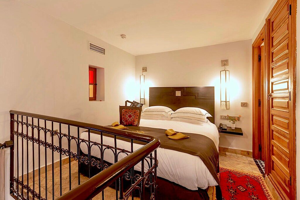 Hotel75