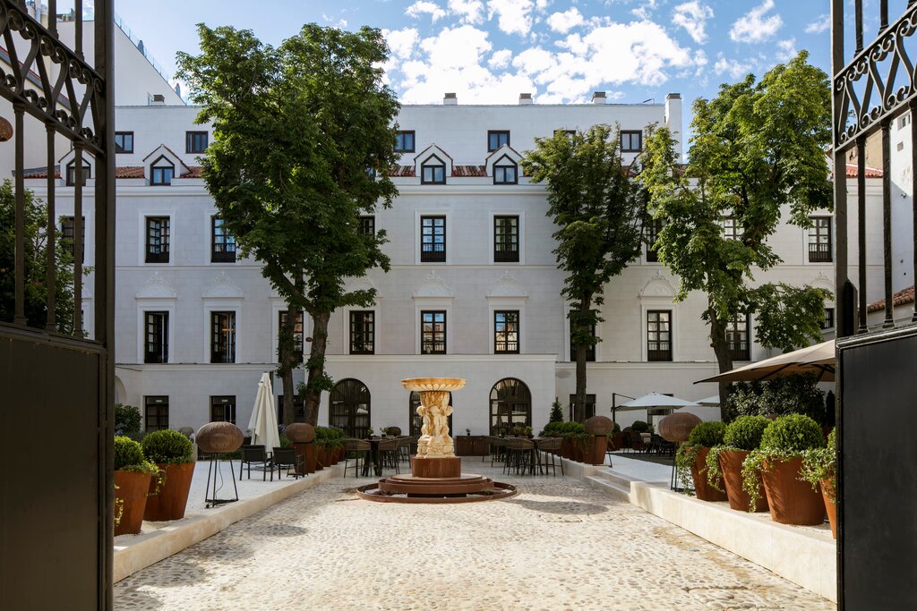 Hotel1076