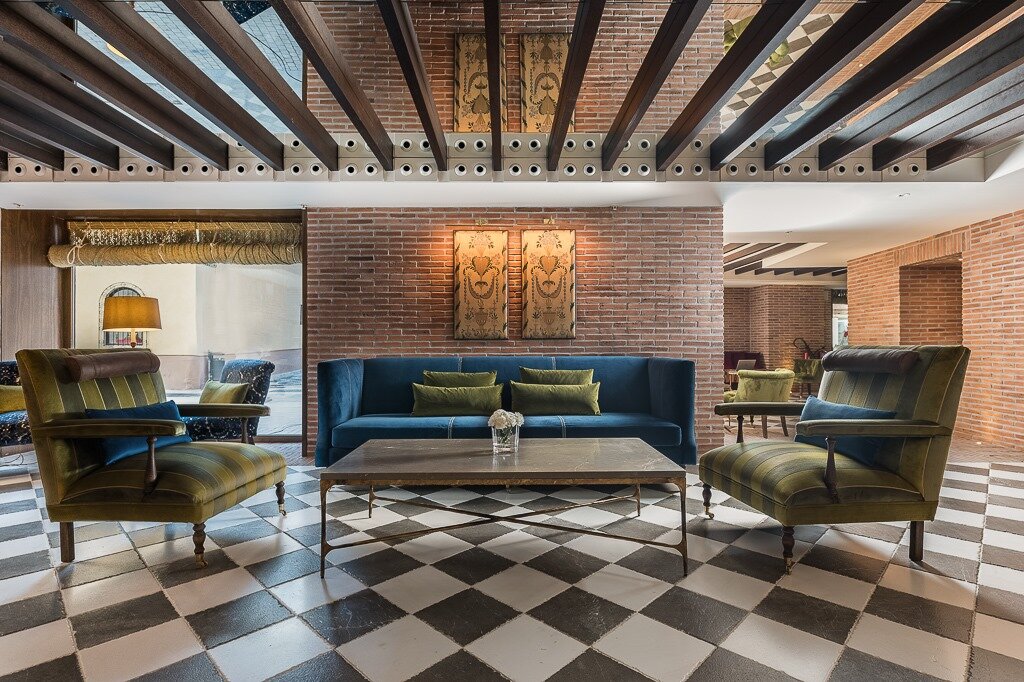 Hotel705