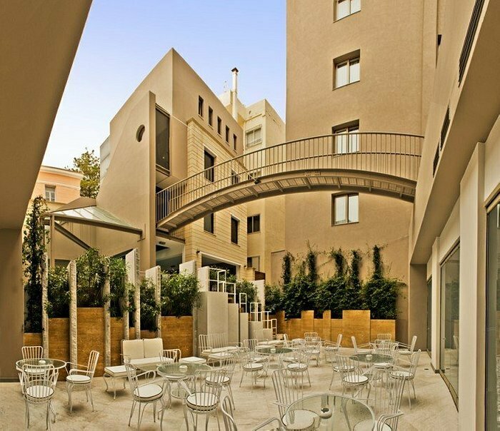 Hotel563