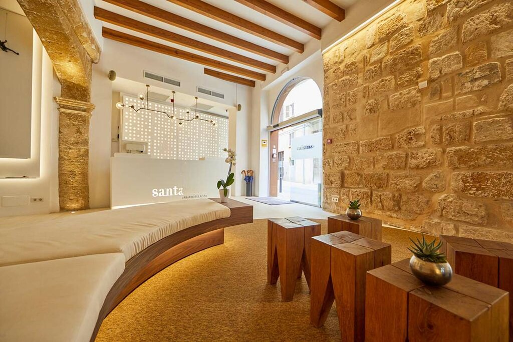 Hotel857