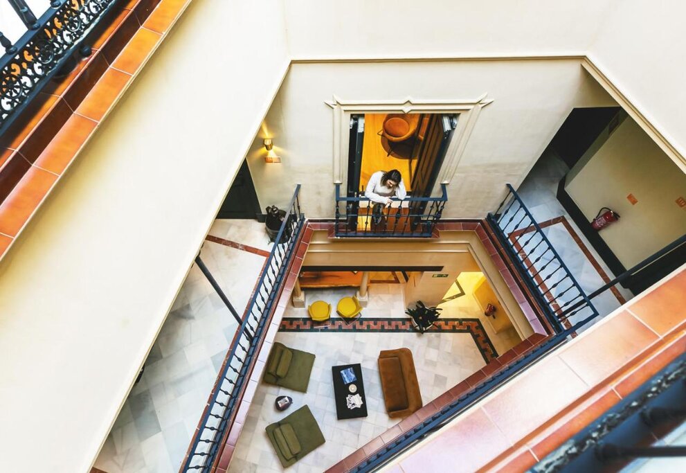Hotel706