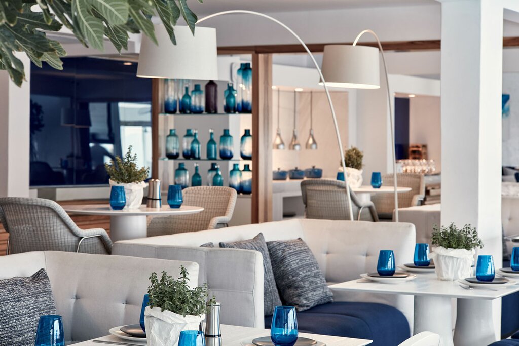 Hotel562