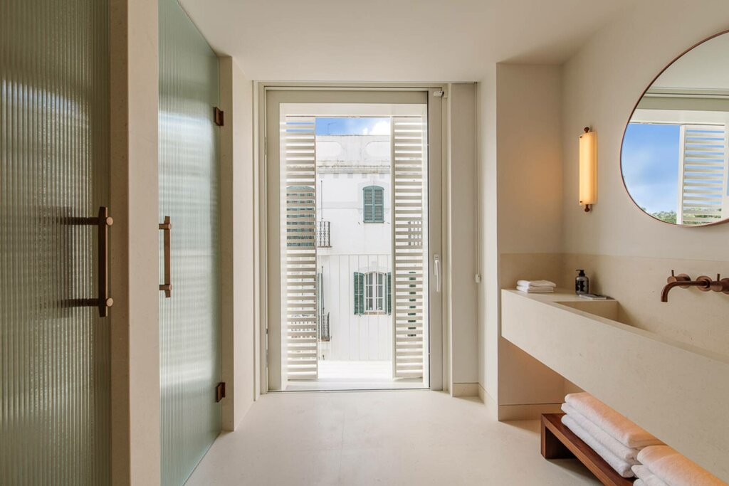 Hotel932