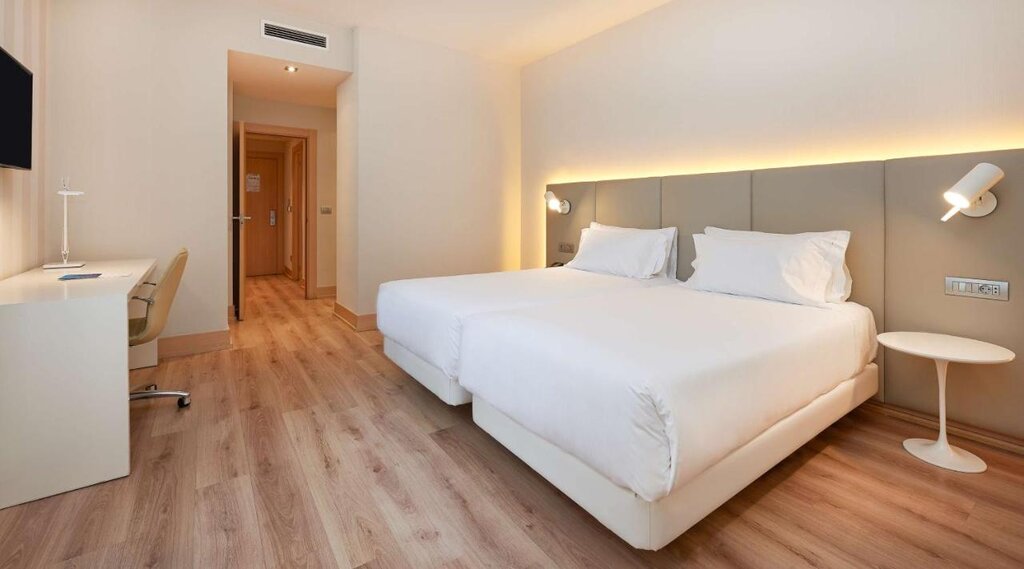 Hotel983