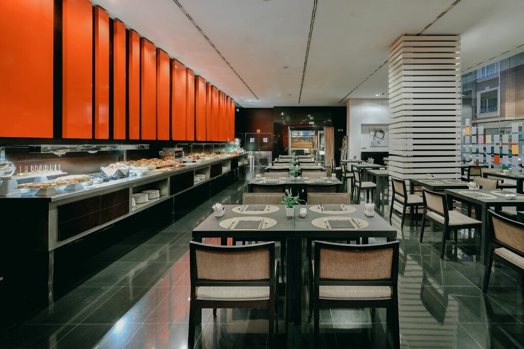 Hotel764