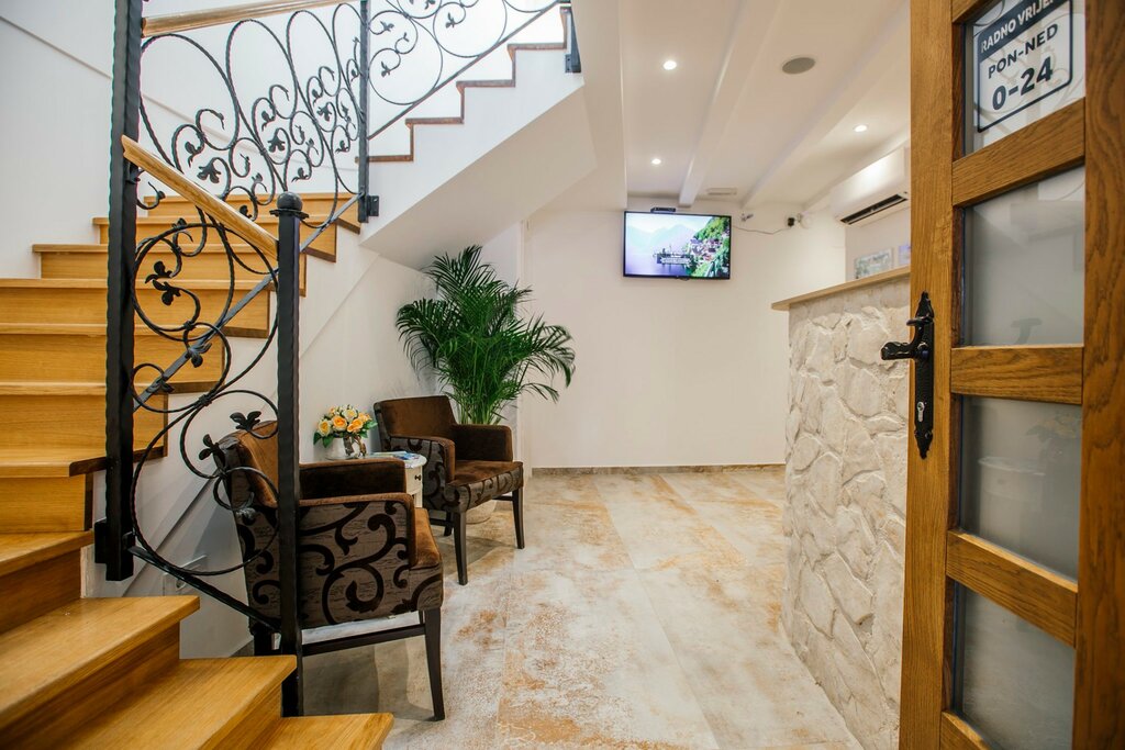Hotel1335