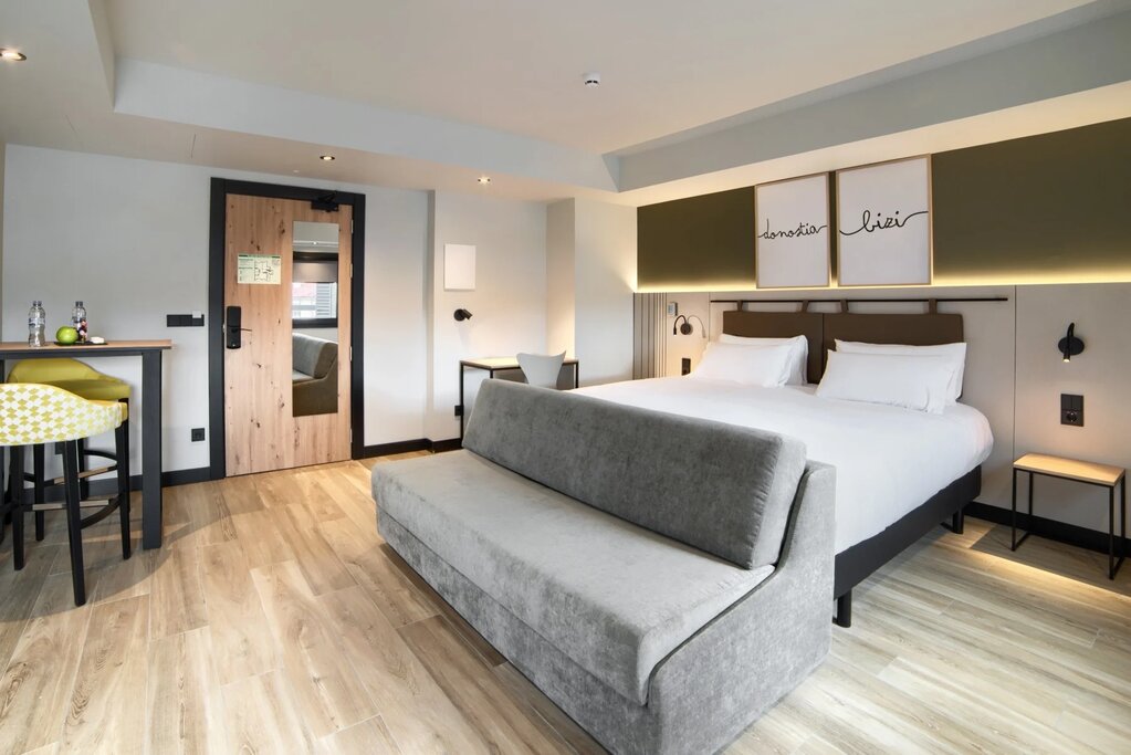 Hotel1084