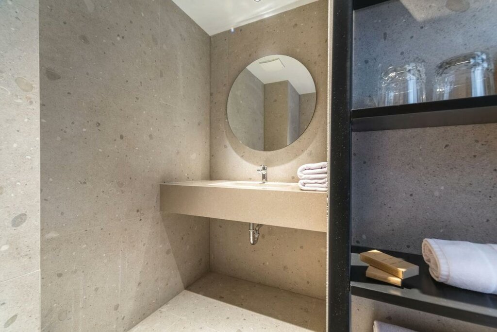 Hotel1340