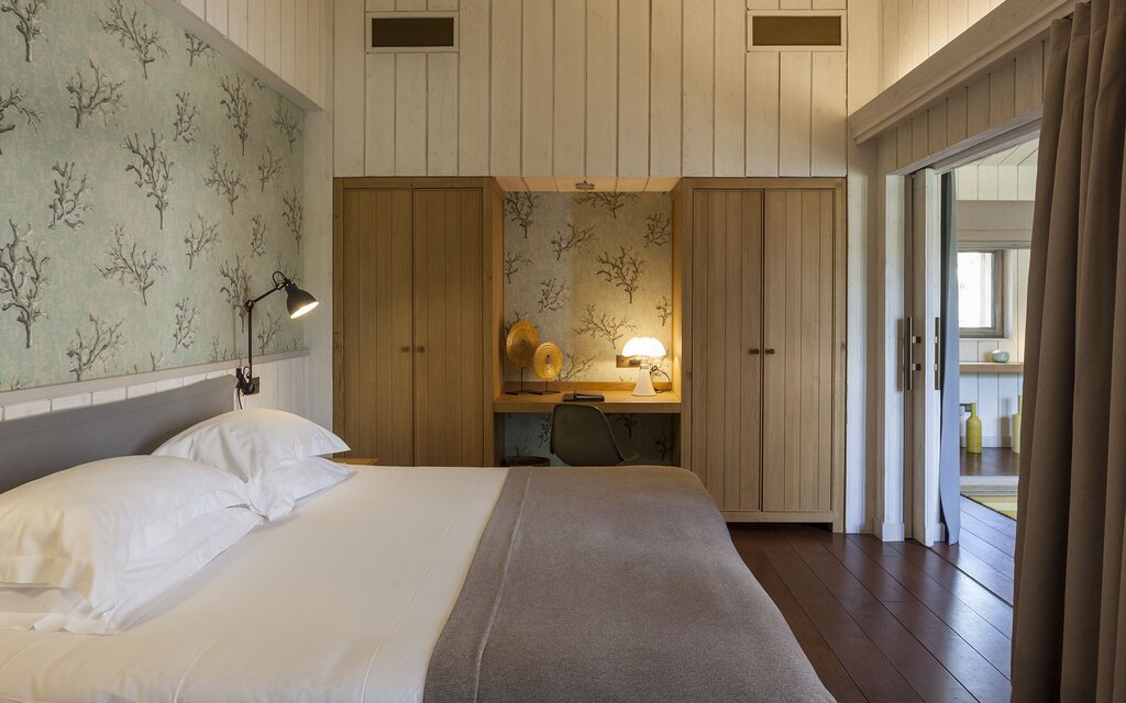 Hotel1303