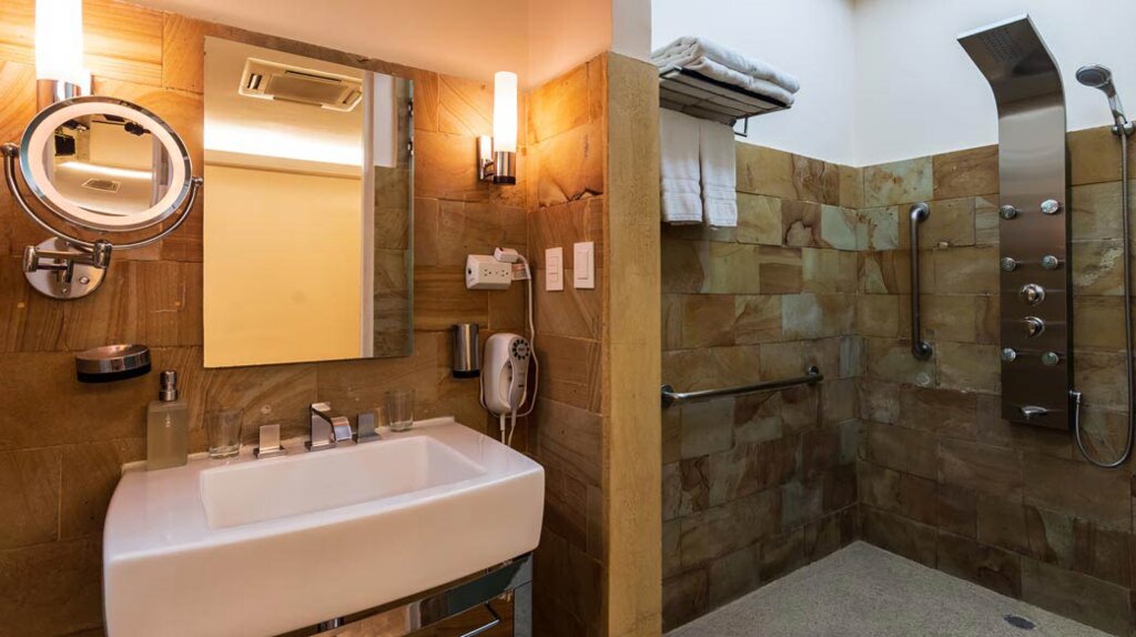 Hotel290