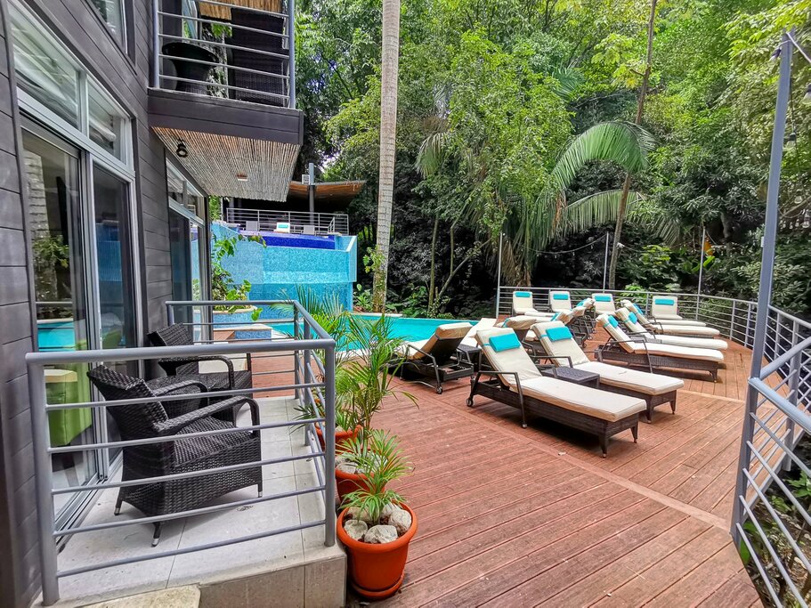 Hotel269
