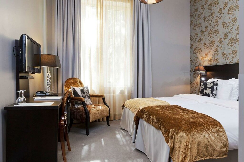 Hotel427