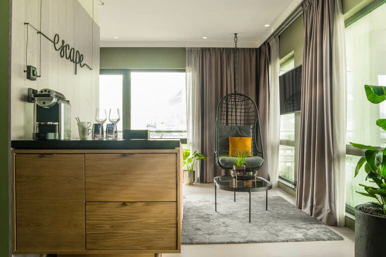 Hotel380