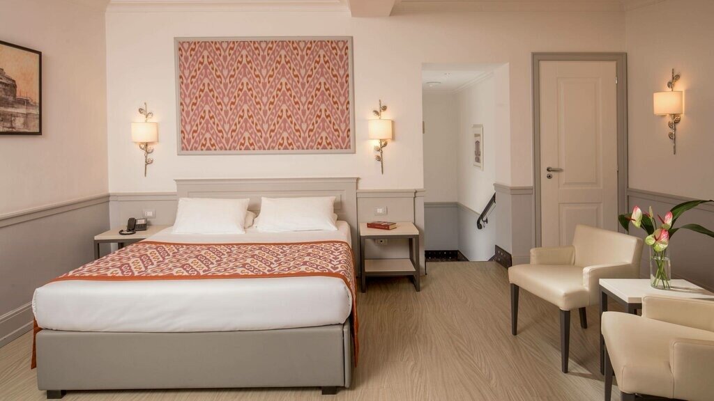 Hotel27
