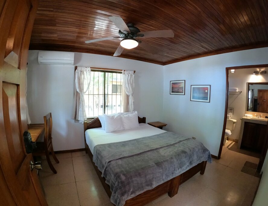 Hotel318