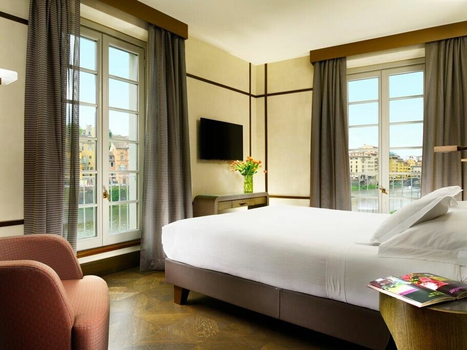 Hotel12