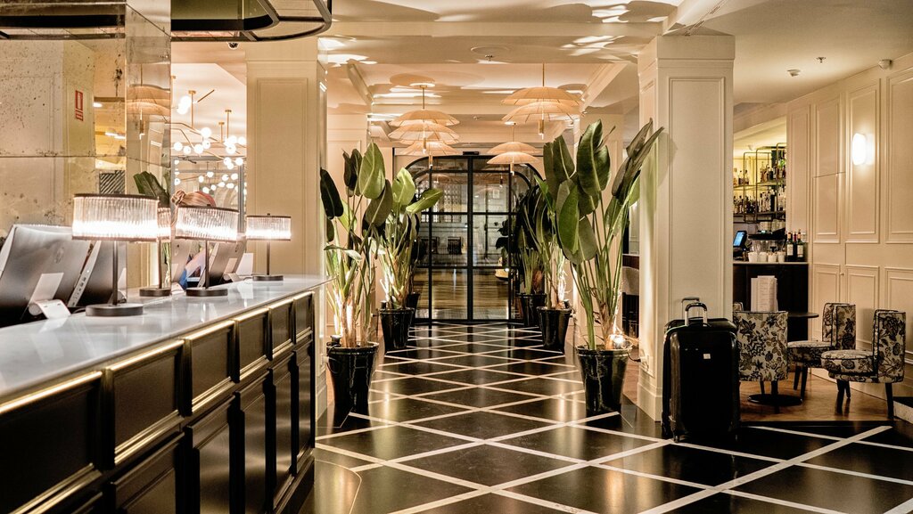 Hotel736