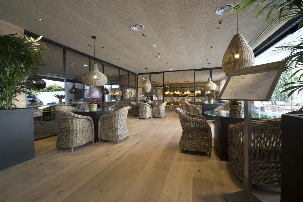 Hotel783