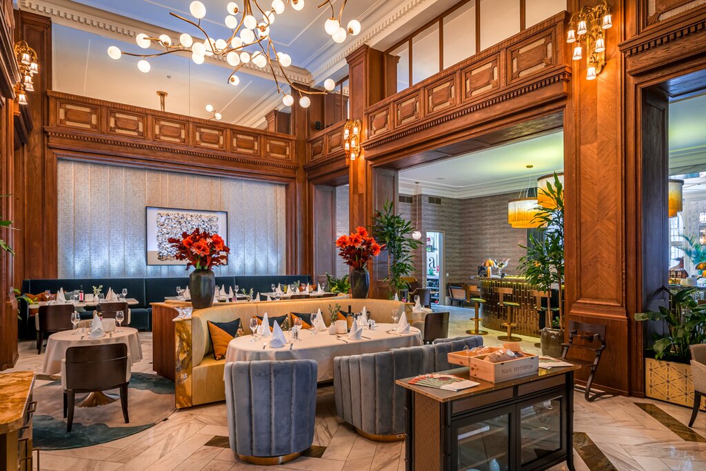 Hotel1350