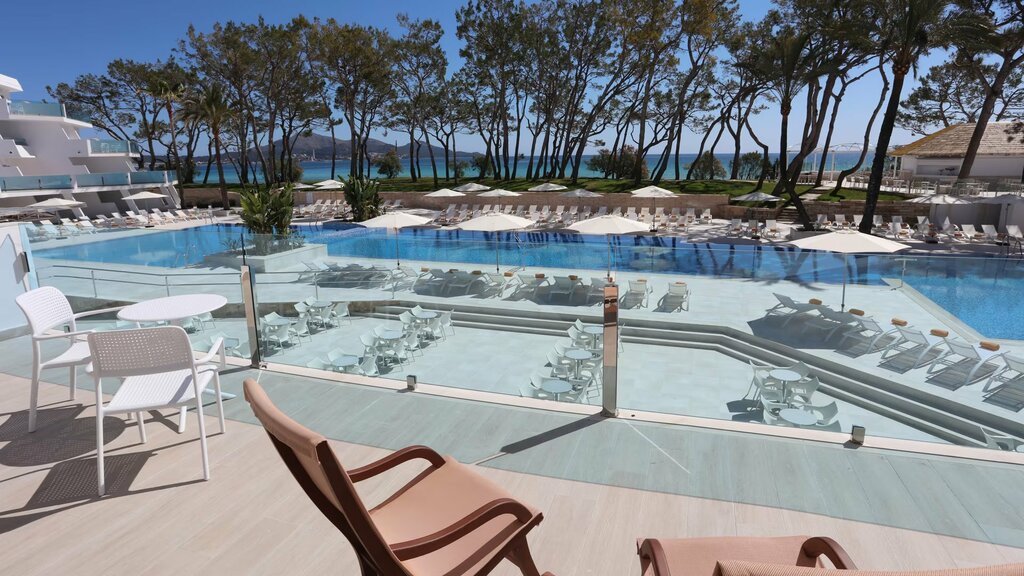 Hotel718