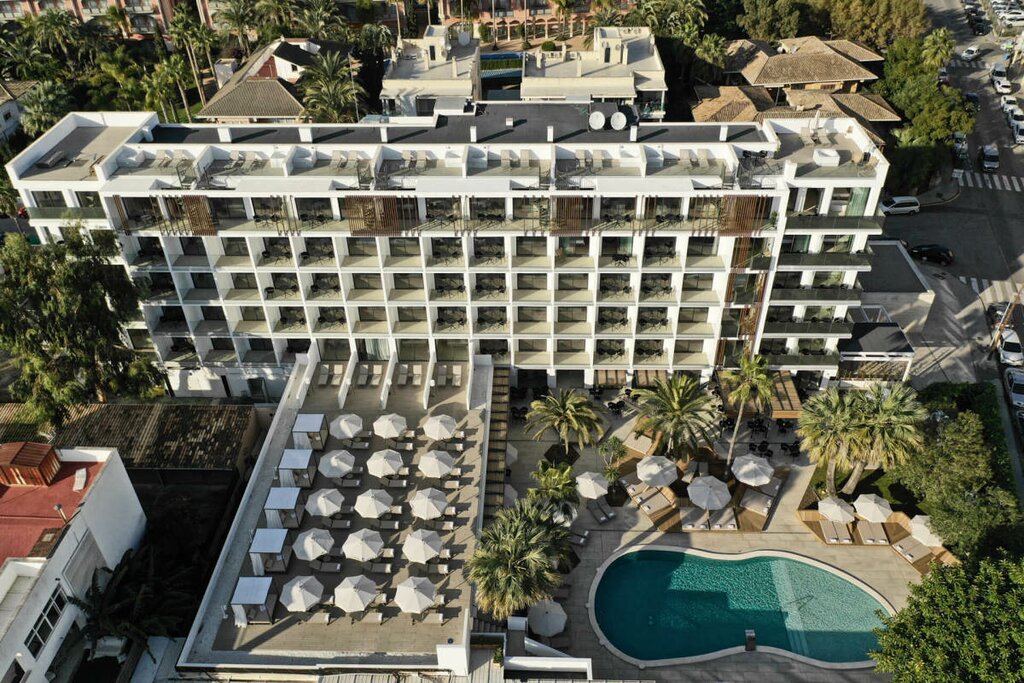 Hotel998