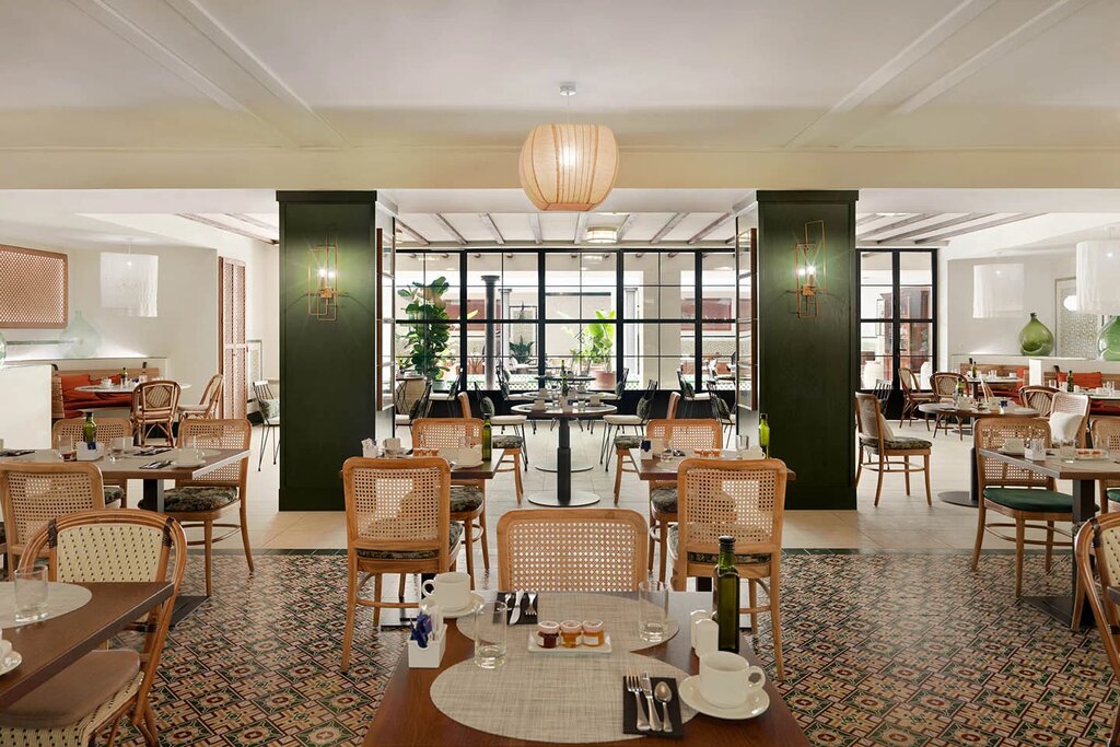 Hotel651