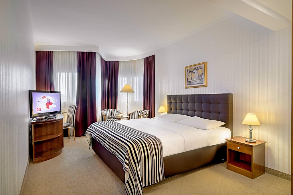 Hotel1336