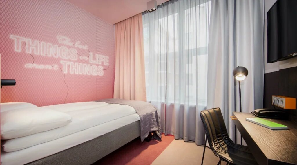 Hotel407