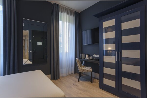 Hotel673