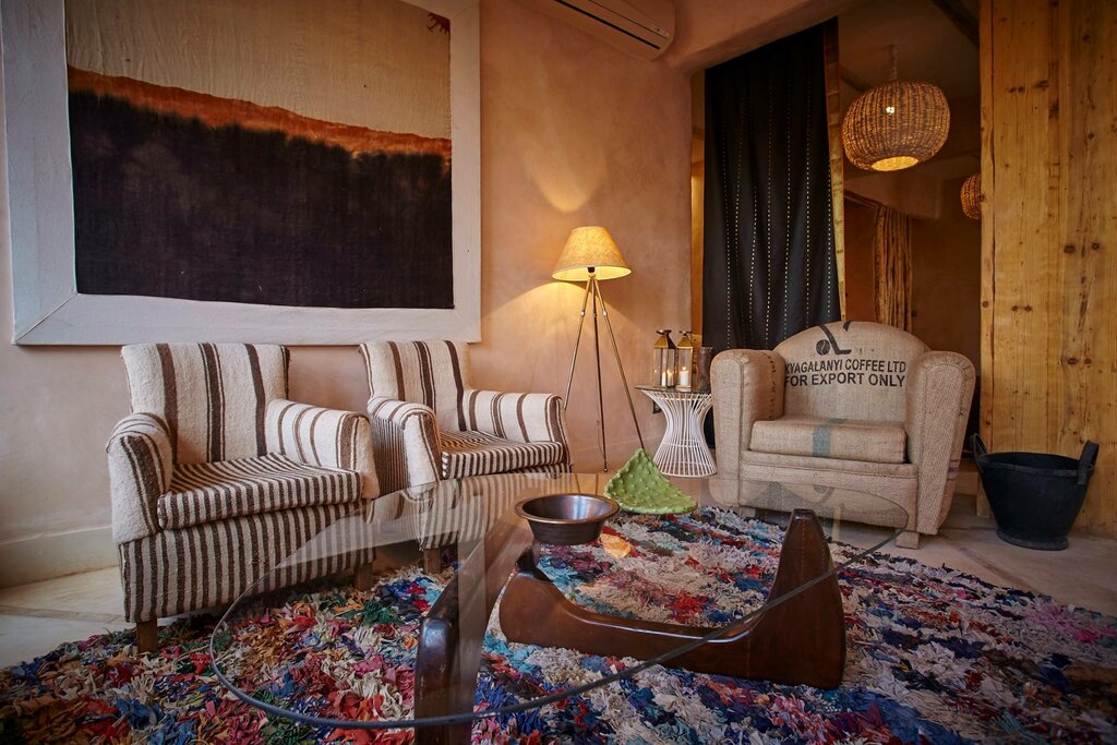 Hotel65