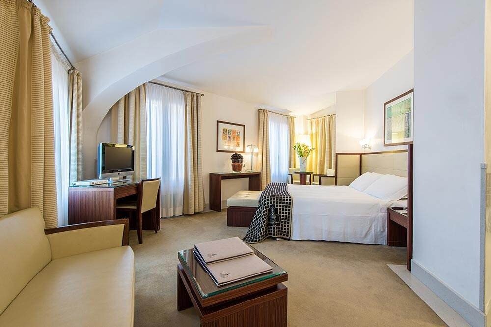 Hotel5