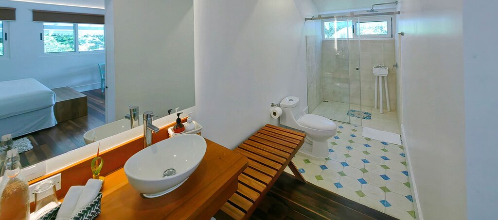 Hotel221