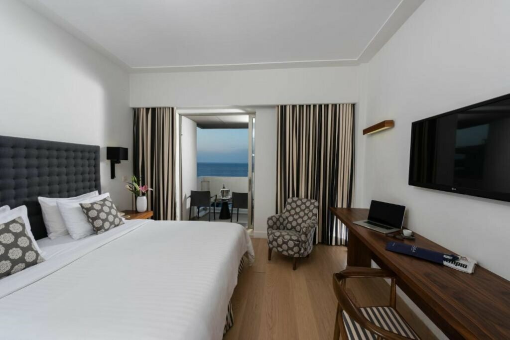 Hotel563