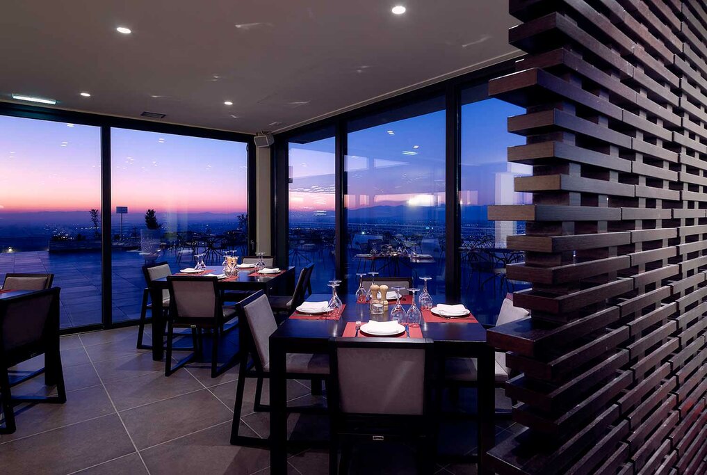 Hotel542