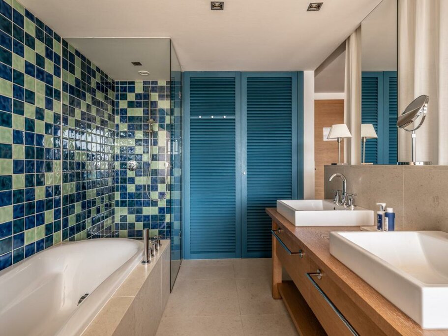 Hotel1360