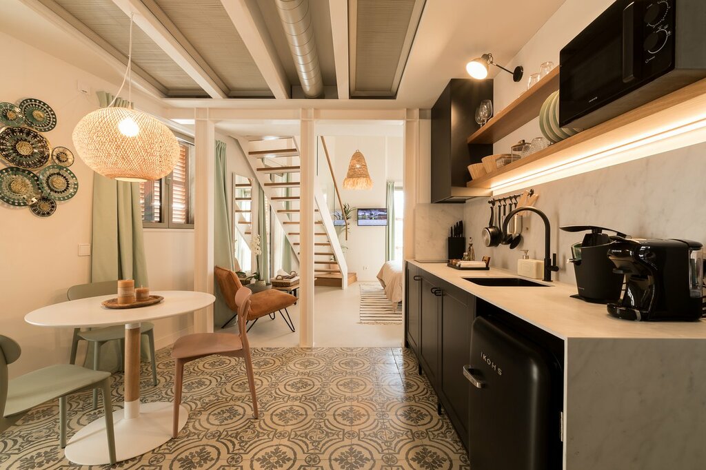 Hotel1098