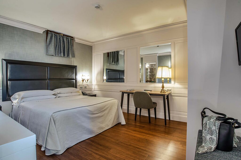 Hotel32