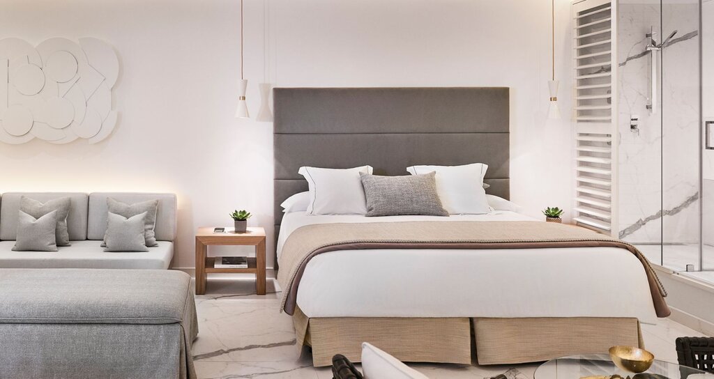 Hotel982