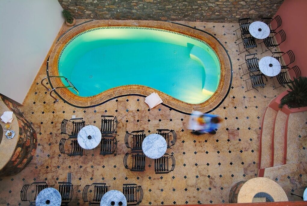 Hotel469