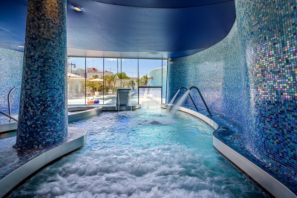 Hotel865