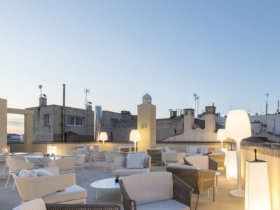 Hotel825