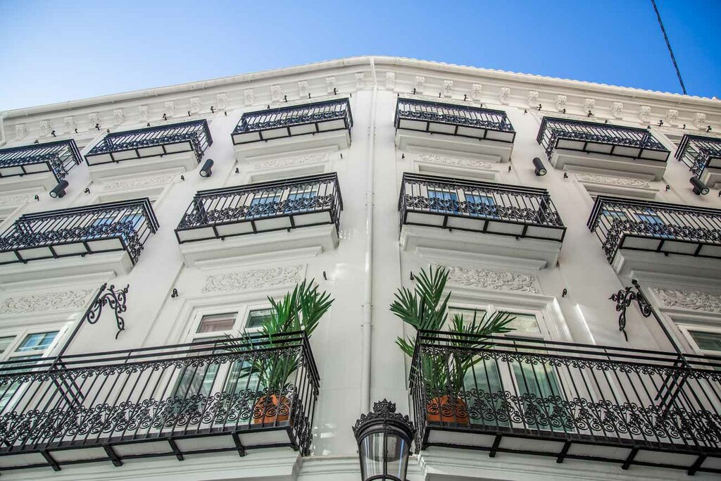 Hotel744