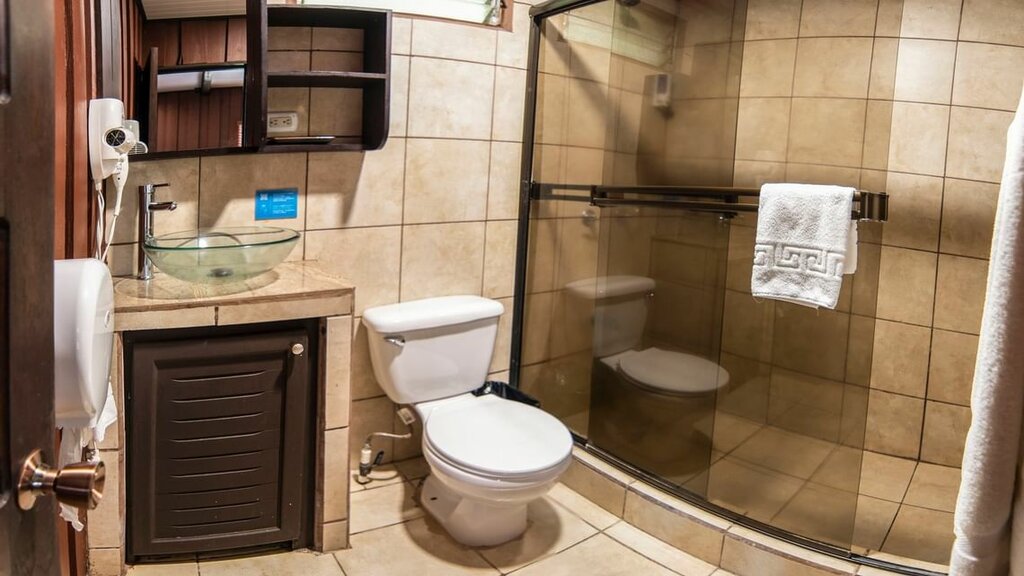 Hotel245